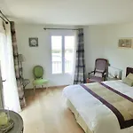 Azur Golf Bed & Breakfast