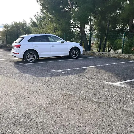 Azur Golf Bed & Breakfast Bandol