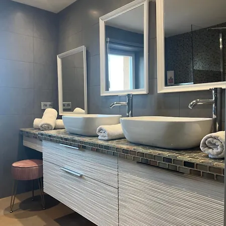 ベッド・アンド・ブレックファスト アズール ゴルフ バンドール