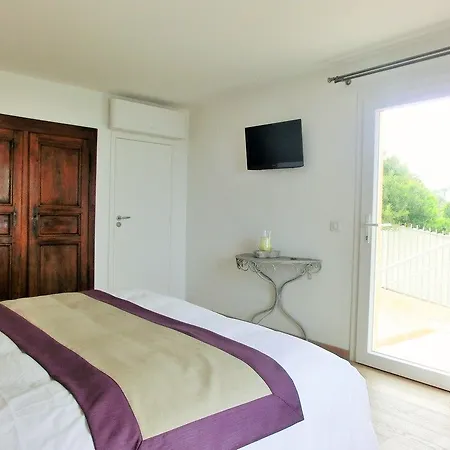 Azur Golf Bed & Breakfast Bandol