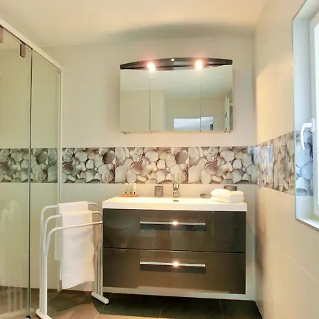 Azur Golf Bed & Breakfast 5*