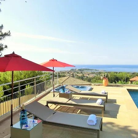 Azur Golf Bed & Breakfast 5*