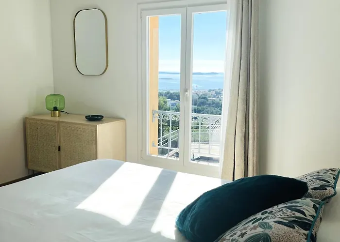 Azur Golf Bed & Breakfast
