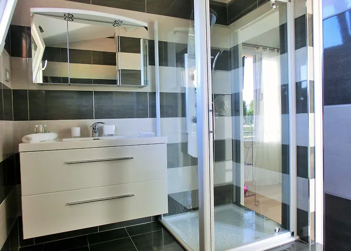 Azur Golf Bed & Breakfast 5*
