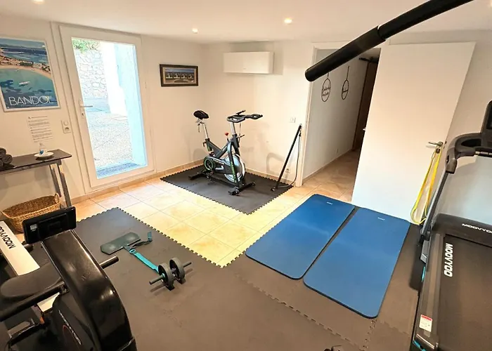 Azur Golf Bed & Breakfast 5*