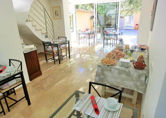 Nocleg ze śniadaniem Azur Golf